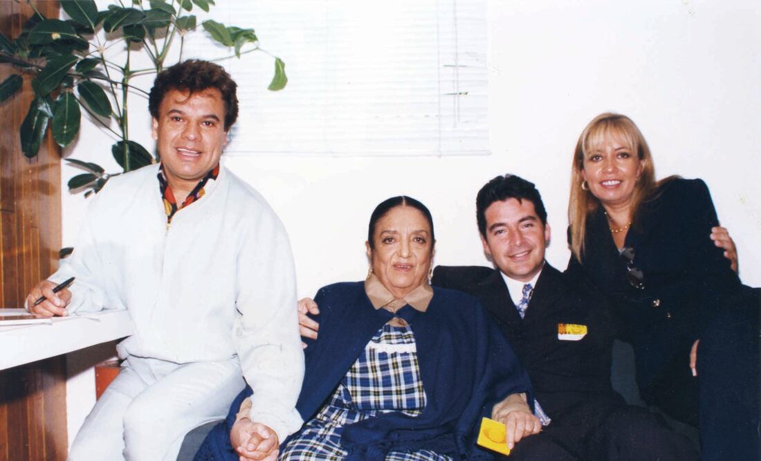 El cantautor convivió con el elenco de la telenovela 'Te sigo amando' (ARCHIVO EL UNIVERSAL)