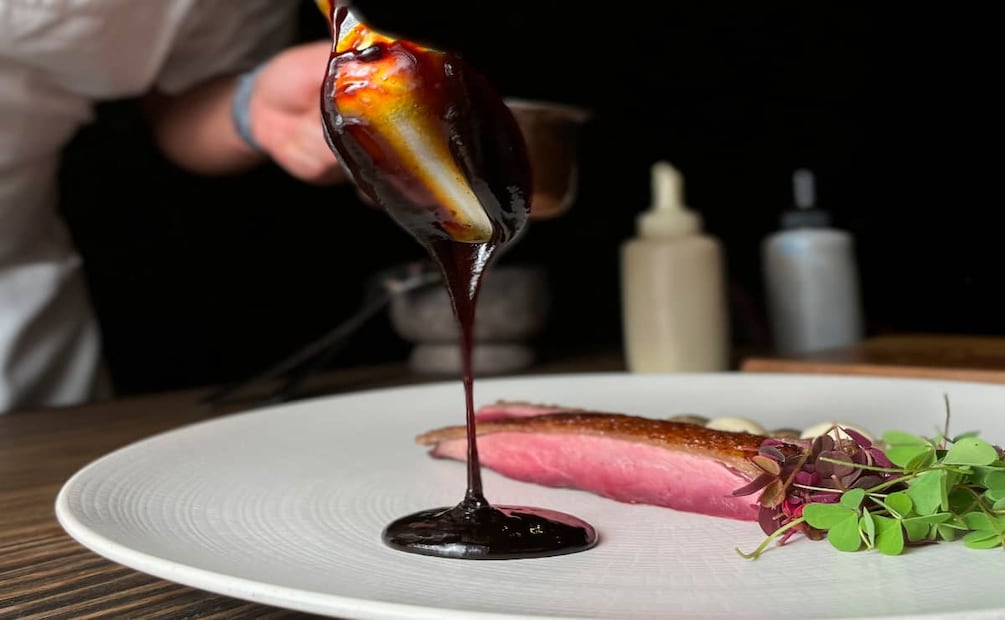 Pato de 21 días de añejamiento. Foto: Limosneros / IG.