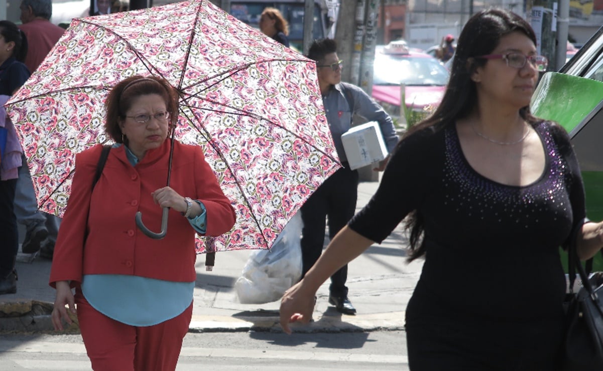 ☀️ ¡Prepara tu bloqueador y equípate con paraguas! Prevén temperaturas altas en la CDMX y posibles lluvias por la tarde