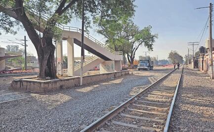 Vecinos reclaman obras pendientes por tren a Querétaro   