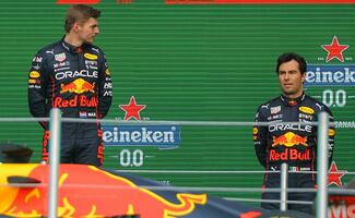 Checo Pérez rompe el silencio sobre ser compañero de Max Verstappen: “Es el peor trabajo que hay”