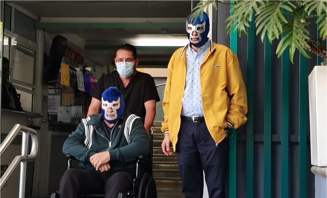 FOTO: Blue Demon Jr. recibe el alta médica tras accidente automovilístico: "Me siento bien" - Leobardo Vázquez / EL UNIVERSAL