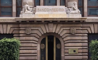 Banxico mantiene tasa de interés en 6.50%; inflación se desaceleró en la primera quincena de junio