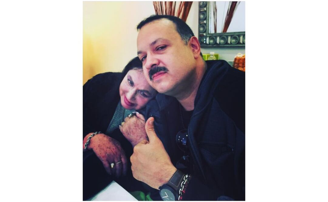 Flor Silvestre y Pepe Aguilar. Foto: Instagram