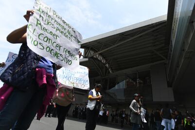 CNDH exige a Salud y Cofepris entregar medicamento a niños con cáncer