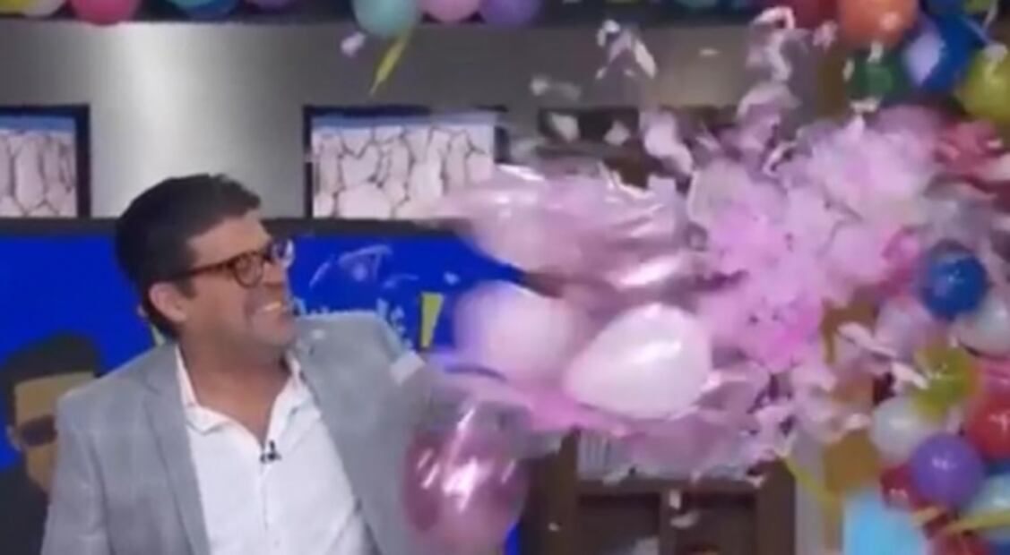 En pleno cumpleaños, Jorge "El Burro" Van Rankin revela el sexo de su bebé