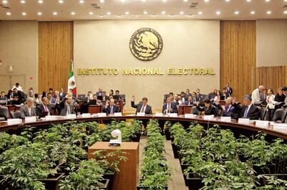 INE subutiliza arrendamiento de autos por 935 mdp, revelan