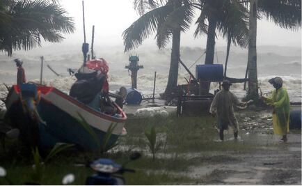 Tormenta tropical Pabuk deja cientos de turistas varados en islas de Tailandia