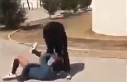 Exhiben otra brutal pelea de niñas, ahora en Zumpango; Derechos Humanos investiga el caso