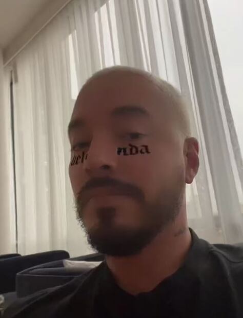 Christian Nodal le responde fuerte a J Balvin con "Girasol"