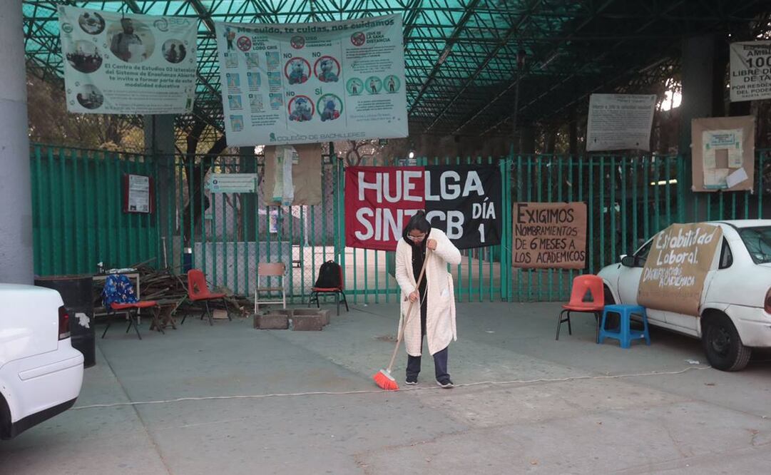 Plantel del Colegio de Bachilleres ubicado en eje 3 oriente, alcaldía de Iztacalco / Foto: Francisco Rodríguez