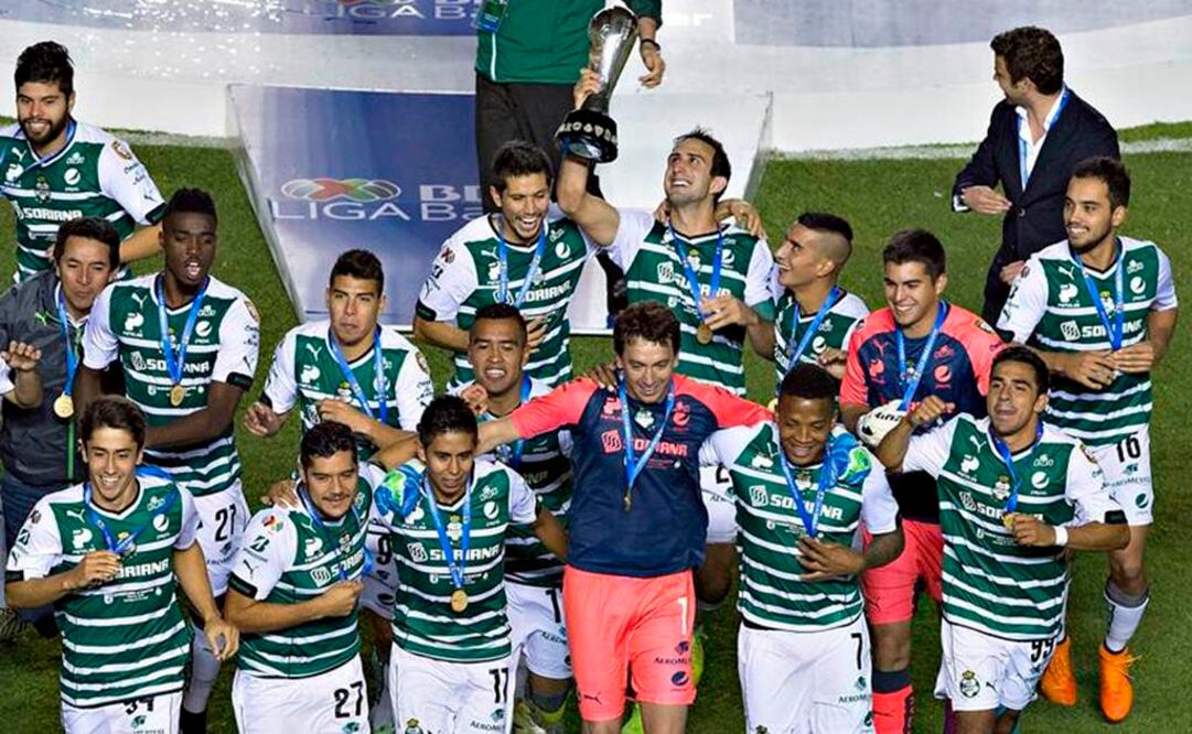 EPN felicita al Club Santos