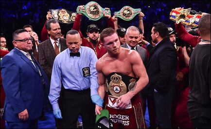 "Canelo" Álvarez derrotó sin dificultad a Rocky Fielding