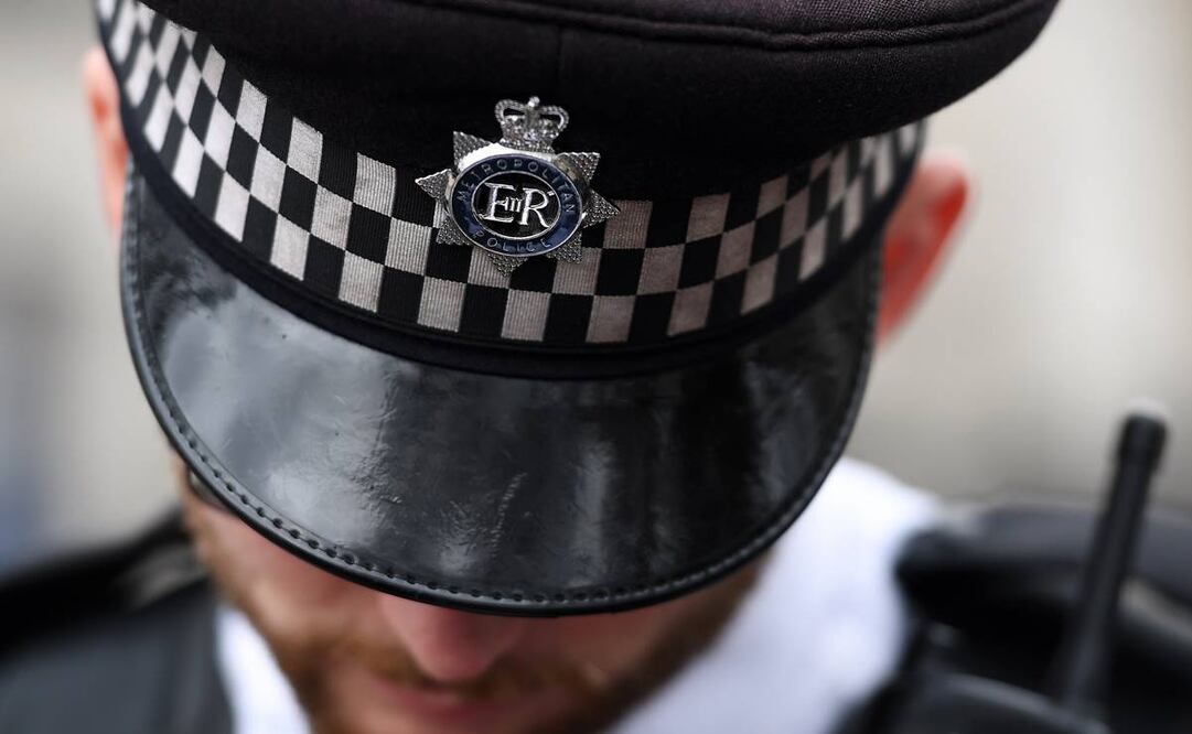 Agente de la Policía Metropolitana de Londres captado afuera de Scotland Yard. Foto: Ilustrativa. EFE
