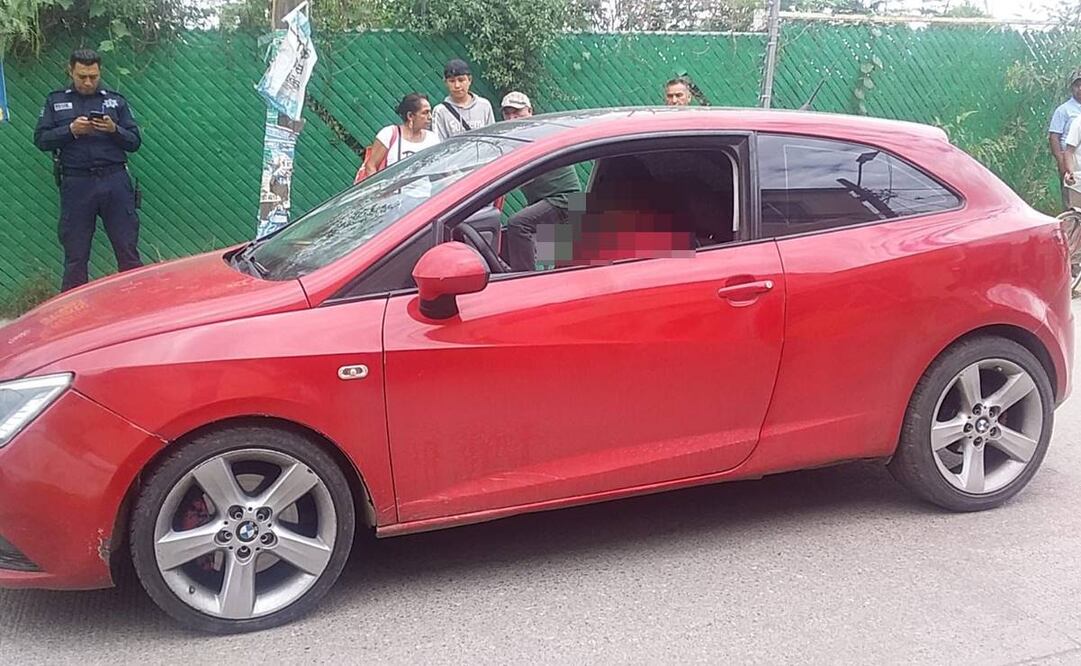 Dos sujetos a bordo de una motocicleta dispararon encontra de dos hombres que viajaban en un vehículo en calles de Ecatepec / Foto: Especial