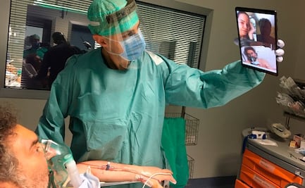 Pacientes terminales dan el último adiós por videollamada ante coronavirus en Italia