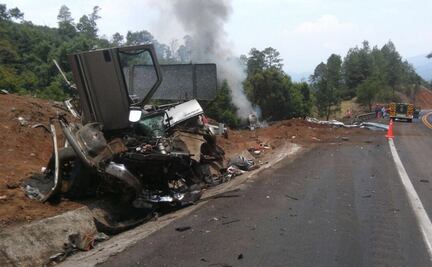 Accidente en la autopista Siglo 21 deja 8 muertos