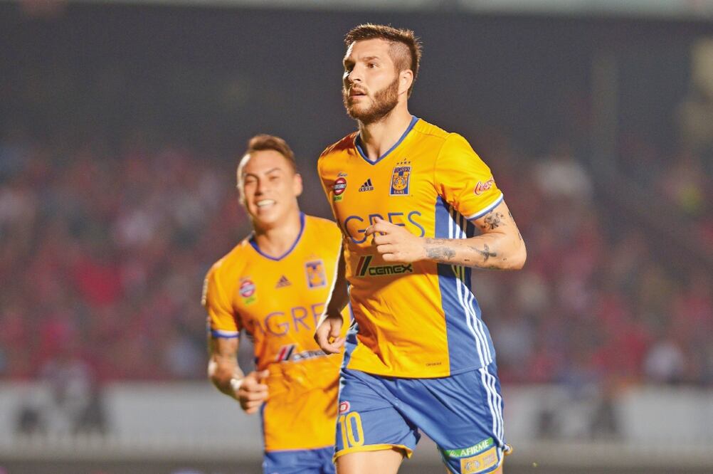 El francés André-Pierre Gignac anotó y dio asistencia para otro. (JAIME LÓPEZ. JAM MEDIA)