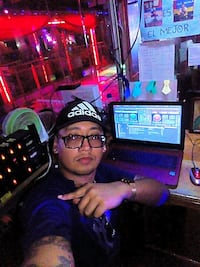 "Que tu día se vista de esperanza...", el último mensaje del DJ en bar de Coatzacoalcos