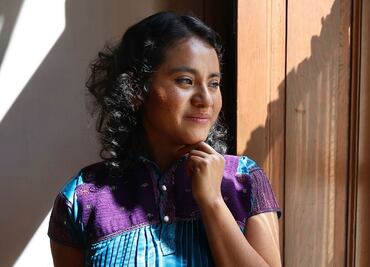 “Escribir en lenguas originarias es un acto político”: Nadia López García, poeta mixteca