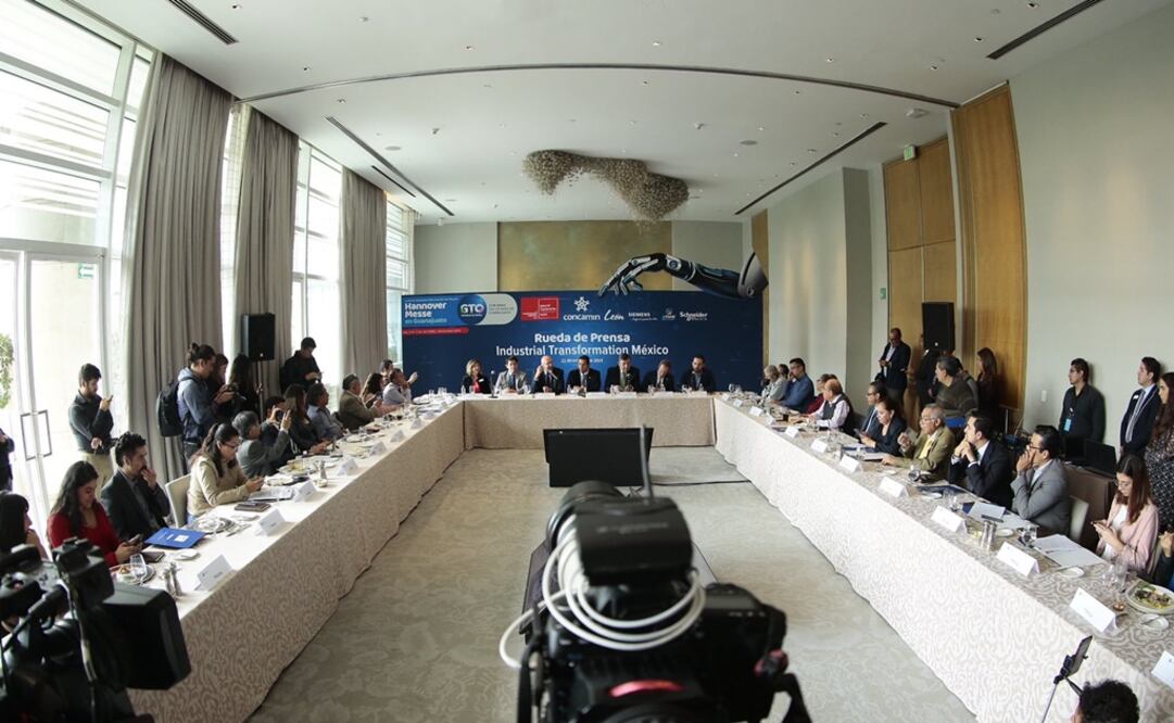 Foto: Twitter @diegosinhue