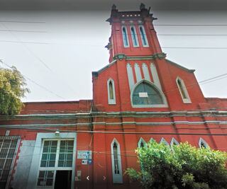 Esquirla hiere a mujer en Neza