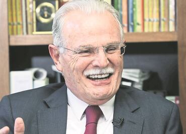 Soberbia e inexperiencia llevaron al tercer lugar al PRI: Labastida