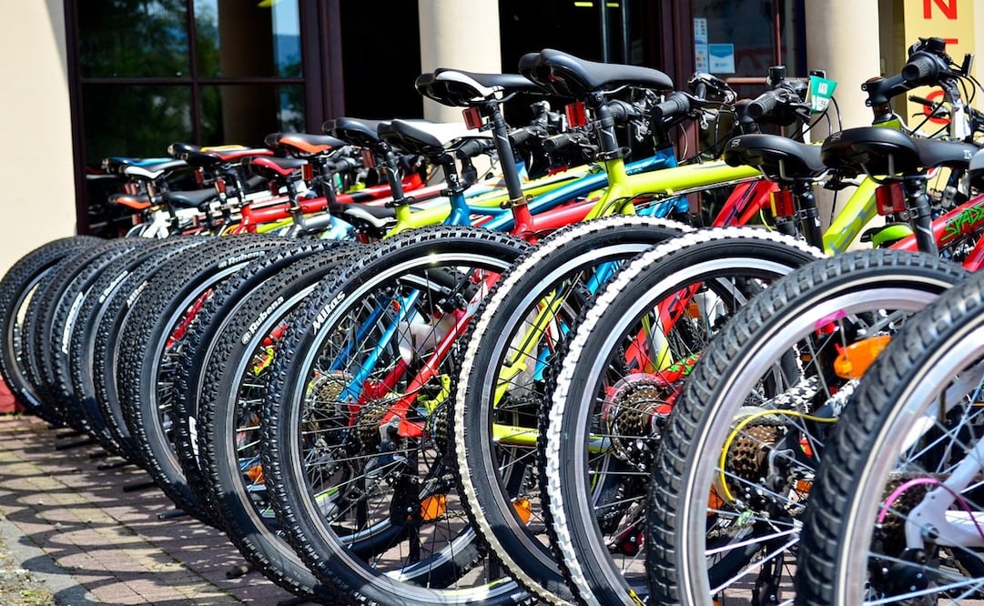 Lánzate al Outlet Bicicletas con descuentos y promociones atractivas para tu billetera. Foto: Pixabay