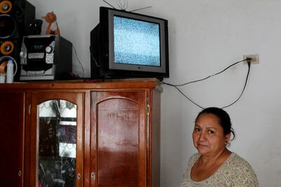 Busca Gil dar prórroga a tv pública ante apagón