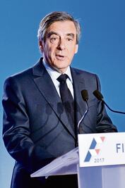 Candidato de derecha en Francia, imputado