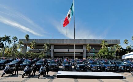 Rubén Rocha Moya entrega 73 nuevas patrullas y 7 motocicletas a corporaciones policiacas de Sinaloa