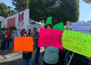 Cierran escuela primaria en Uruapan, Michoacán por presunto intento de extorsión a maestros; Secretaría de Educación presenta denuncia