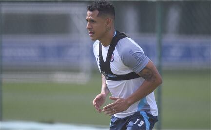 Yoshimar Yotún, cerca de retomar su lugar en Cruz Azul