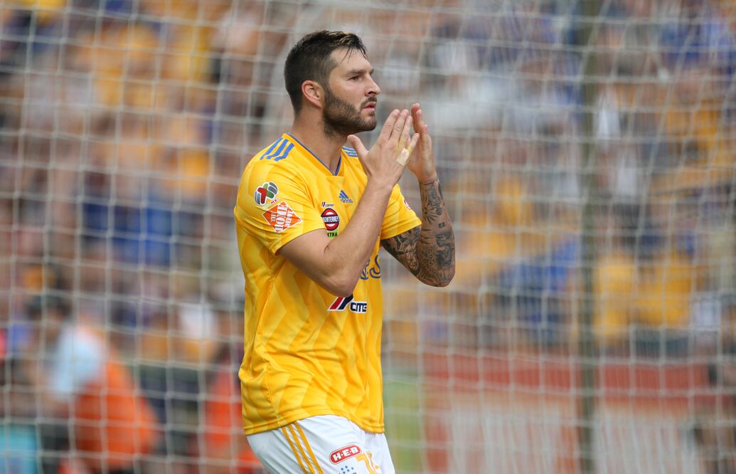 Gignac hace lo que se le pega la gana
