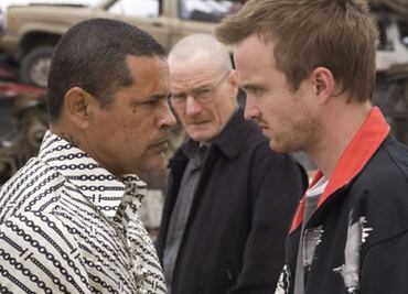 Actor de "Breaking Bad" es detenido tras altercado con un vecino; es acusado de un delito menor