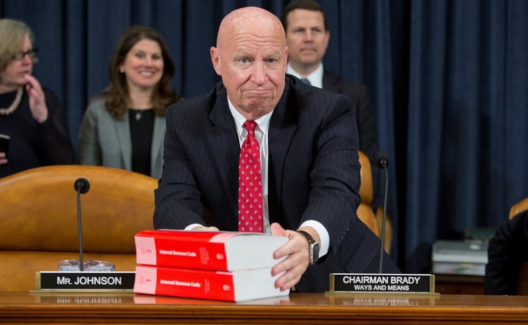 El presidente de la Comisión de Medios y Arbitrios Kevin Brady durante la presentación de un nuevo modelo republicano de reforma fiscal, en Capitol Hill, en Washington (Foto: EFE)