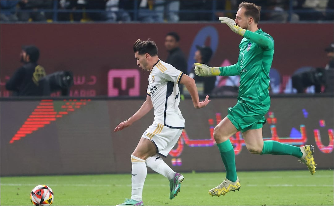 Brahim Díaz superó a Jan Oblak en el último gol del Real Madrid / Foto: AFP