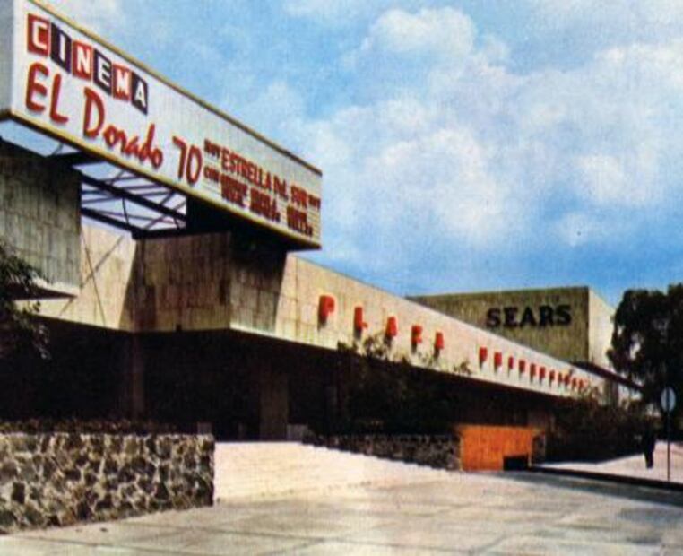 Los primeros centros comerciales de la capital