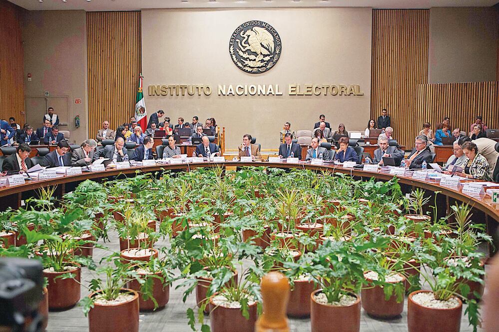 Sesión del INE. Foto: Archivo