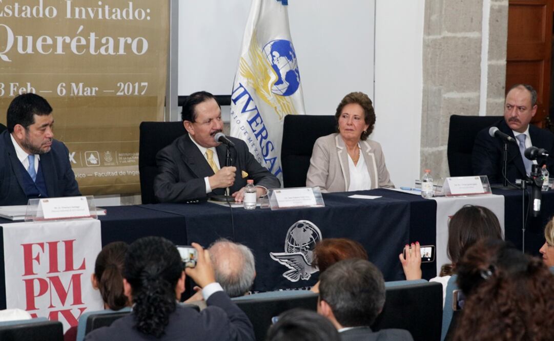 En la imagen (i-d) Francisco Santiago, el Licenciado Juan Francisco Ealy Ortiz, María Cristina García Cepeda y el Licenciado Juan Francisco Ealy Lanz Duret. (Berenice Fragoso/ EL UNIVERSAL)