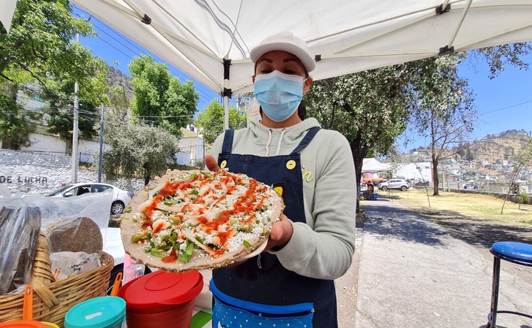 Los Huaraches Toluqueños son tortillas doraditas, con menos de un centímetro de grosor, y son consideradas como un platillo típico y tradicional de Toluca. Foto: Claudia González / EL UNIVERSAL