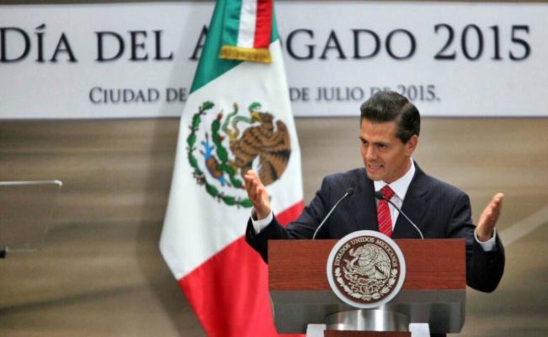 Peña adelanta felicitación a abogados