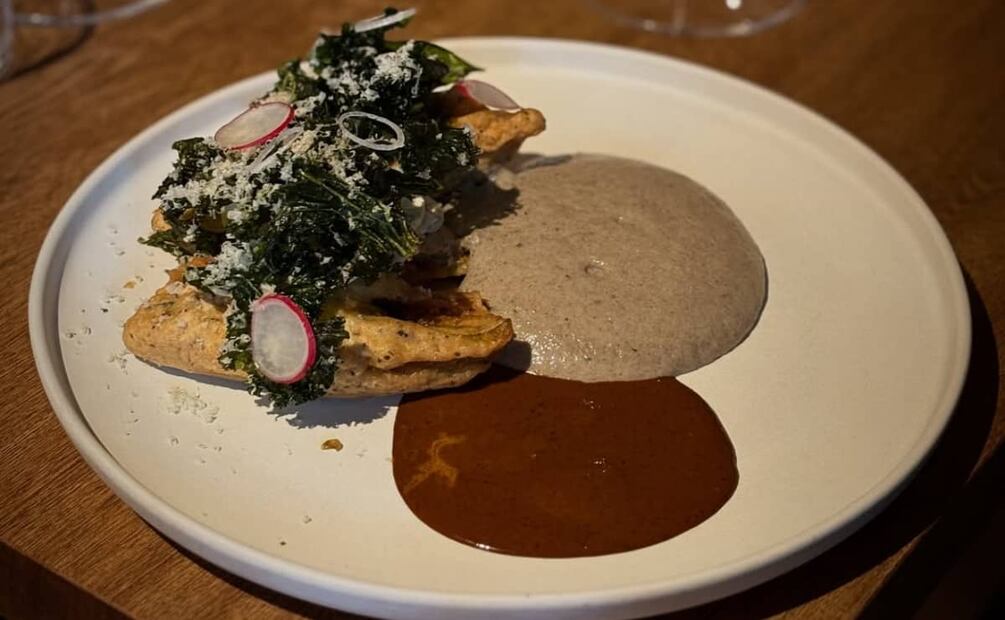 Flores de calabaza rellenas. Foto: IG.