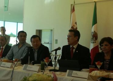 Amagan con manifestaciones contra Fayad por adeudo a UAEH