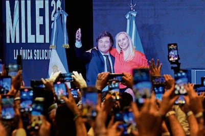 Argentina apuesta por ultraderecha, gana Javier Milei 