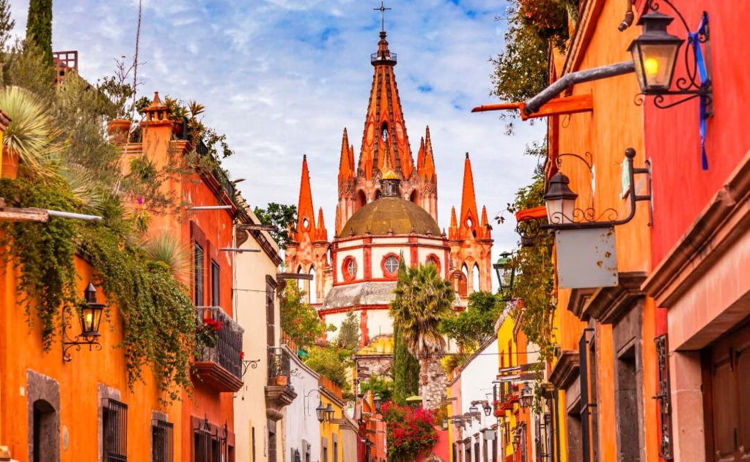 San Miguel de Allende quedó como la segunda "mejor ciudad del mundo", según una encuesta realizada entre los lectores de Travel + Leisure. (Foto: iStock)