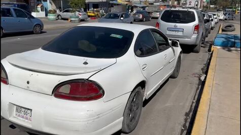 Conductores se quedan a pernoctar afuera de verificentros; buscan alcanzar hologramas