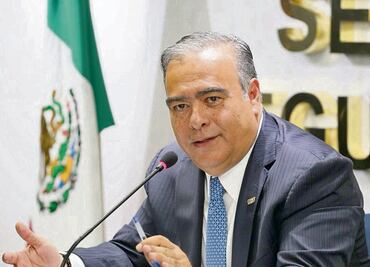 Raymundo Collins pide amparo contra aseguramiento de sus cuentas bancarias