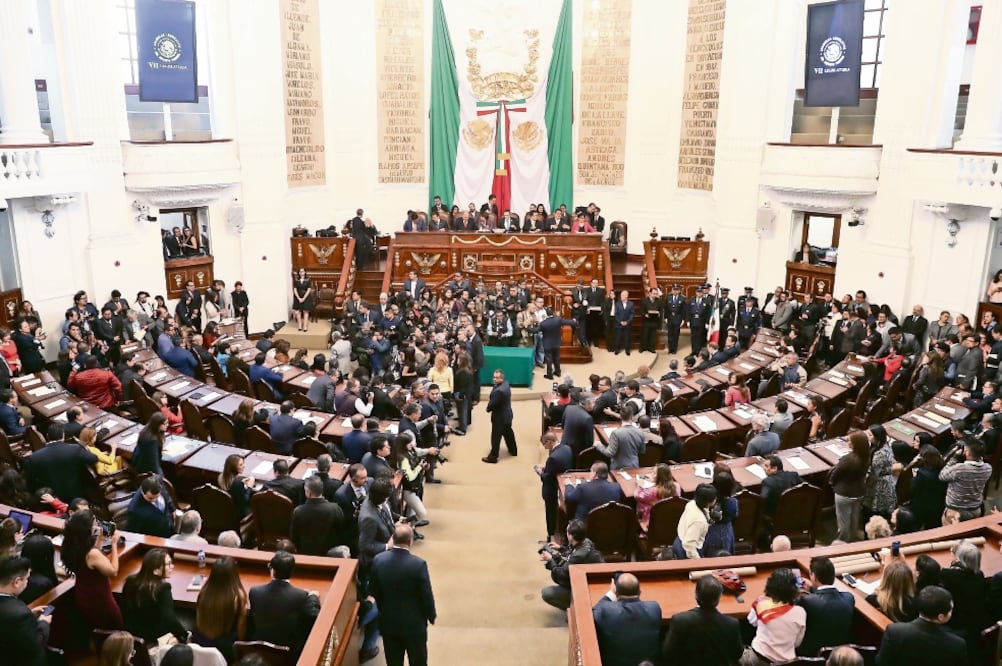 Grupos parlamentarios de la Asamblea Legislativa aseguran que la Ley de Reconstrucción, Recuperación y Transformación de la Ciudad de México debe tomar en cuenta las inquietudes de los capitalinos y afectados del sismo. (LUCÍA GODÍNEZ. EL UNIVERSAL)