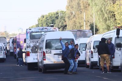 Paro en transporte público provoca caos en Puebla